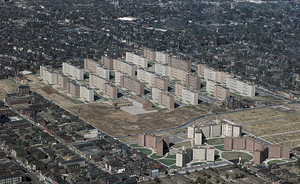 The Making of Meaningful Lives at Pruitt-Igoe