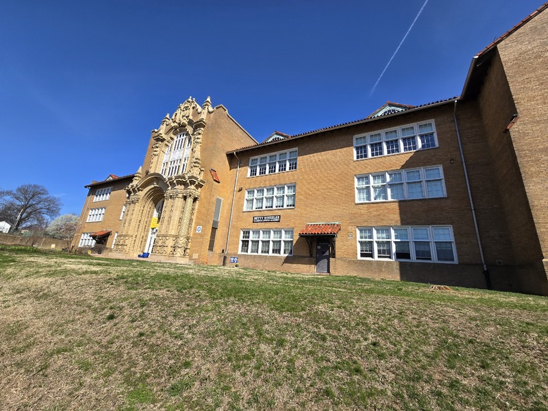 Betty Wheeler School 2.jpg