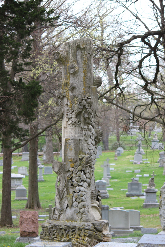 Tree Trunk Style Grave Marker