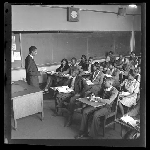 Vashon High School: Advisory Room - Teacher in front of Class