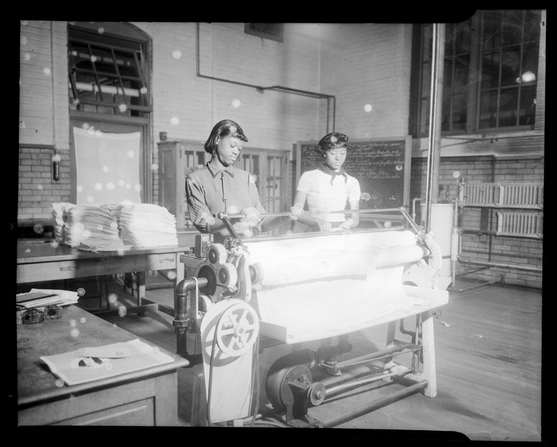 Washington Vocational School: Power Laundering Class