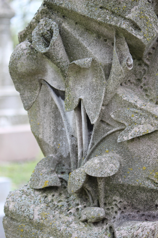 Nature Details on Gravestone
