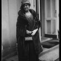 Mrs. Lon. O. Hocker, St. Louis, Mo.