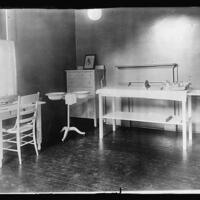 Training center for public health nurses. St. Louis Chapter, American Red Cross, examining room. Baby clinic. Pre-natal clinic