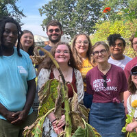 hope-in-action-students-green-center-1250.jpg