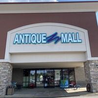 manchester antique mall.jpg